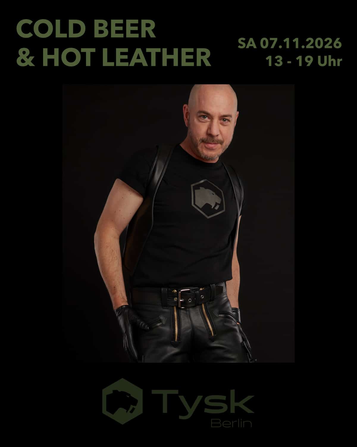 #Blackweekendberlin #malespaceberlin #bluehourberlin